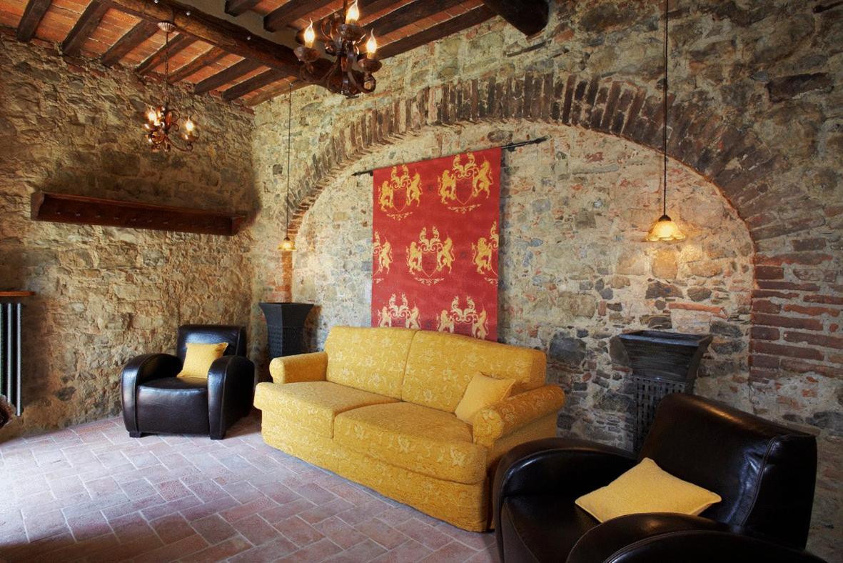 Relais Colline San Biagio Hotel Bacchereto Bagian luar foto